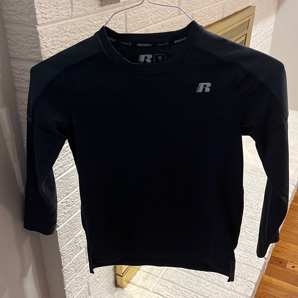 Boys Athletic Shirt Size M (8)
